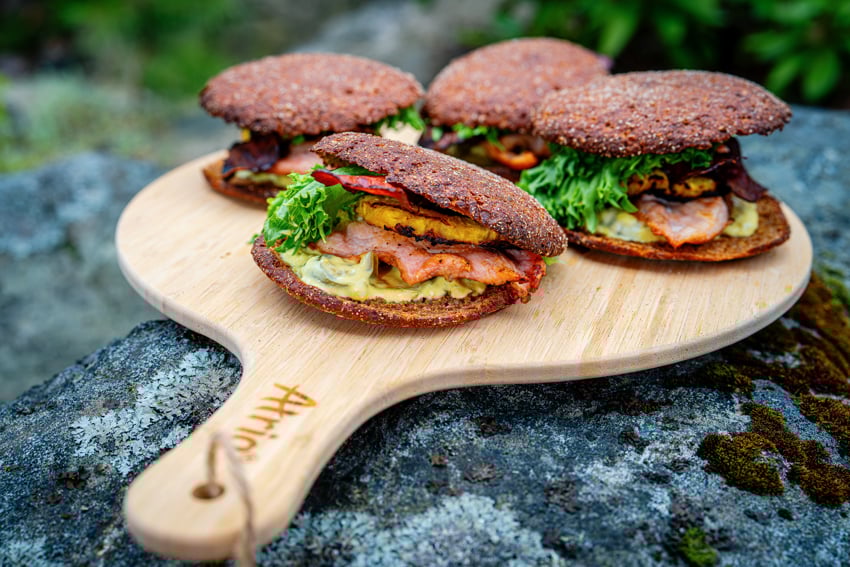 001 Heidi & Jessica 5-2025.jpg