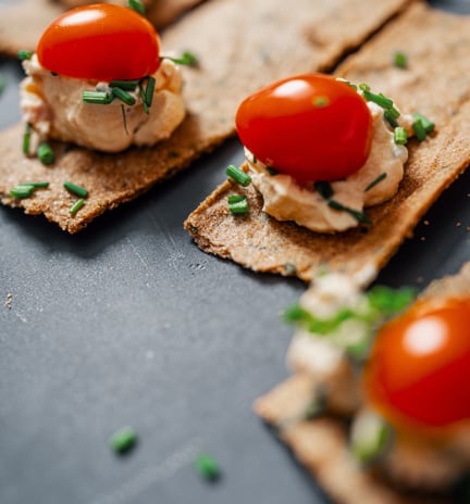 002 Heidi & Jessica 3-2025.jpg