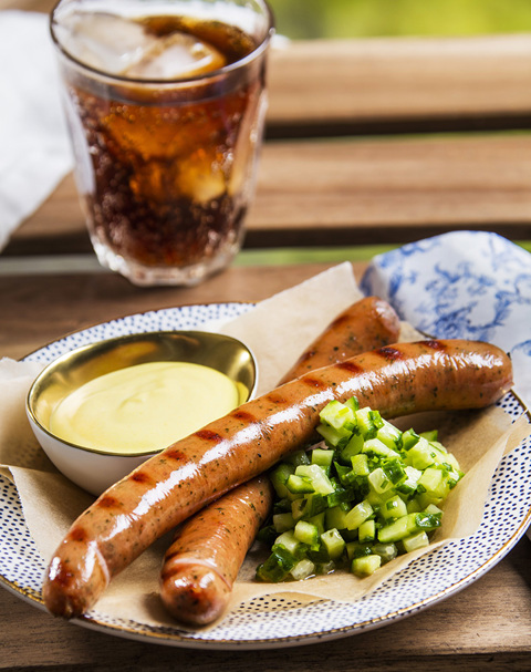 Grillattua gouda-raakamakkaraa.jpg