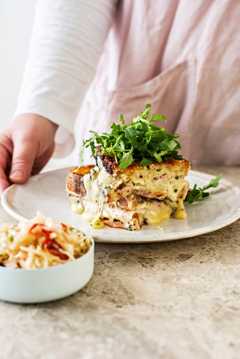 Kuumat kinkku-juustoleivät_full.jpg